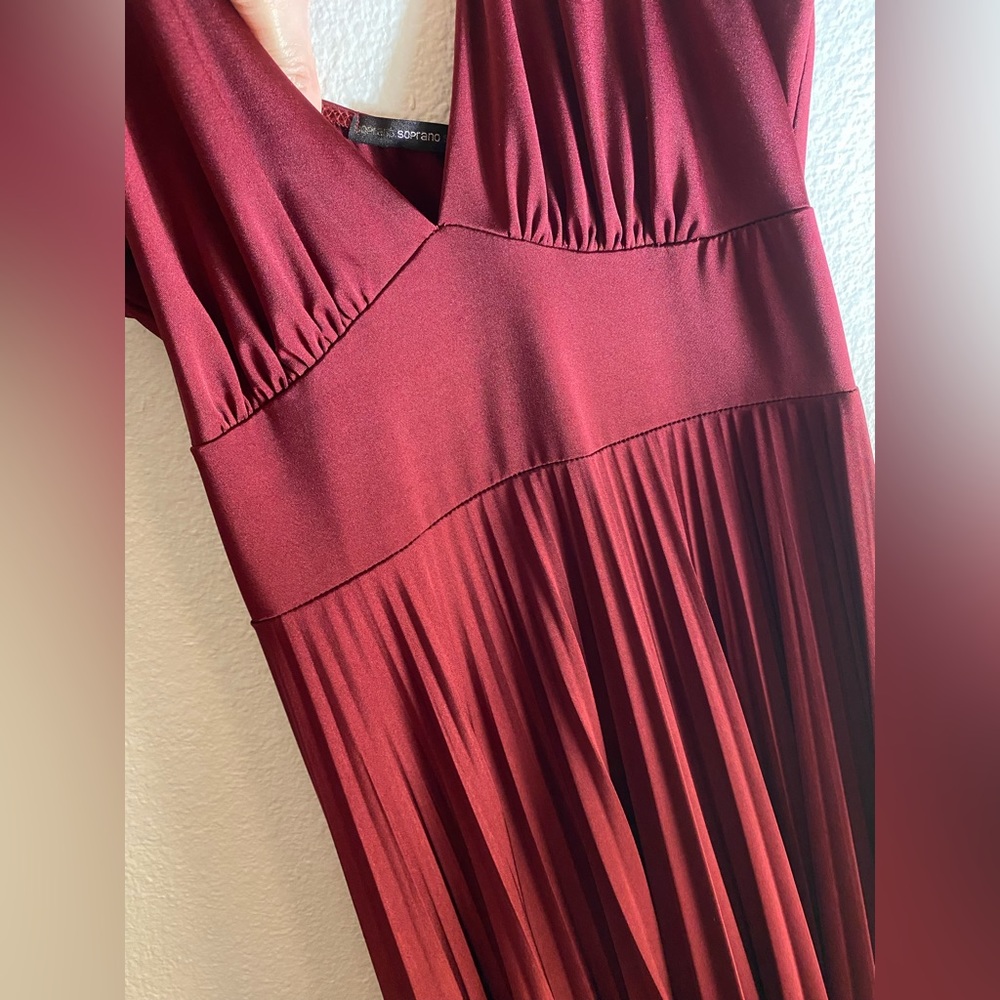 Maroon Baby Doll Halter Dress - Picture 5 of 9